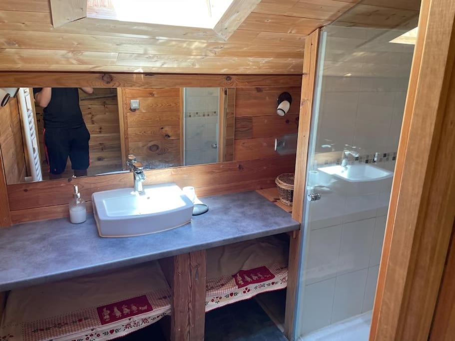 Chalet Familial - Pyrenees, Au Coeur Des 3 Stations La Cabanasse ภายนอก รูปภาพ
